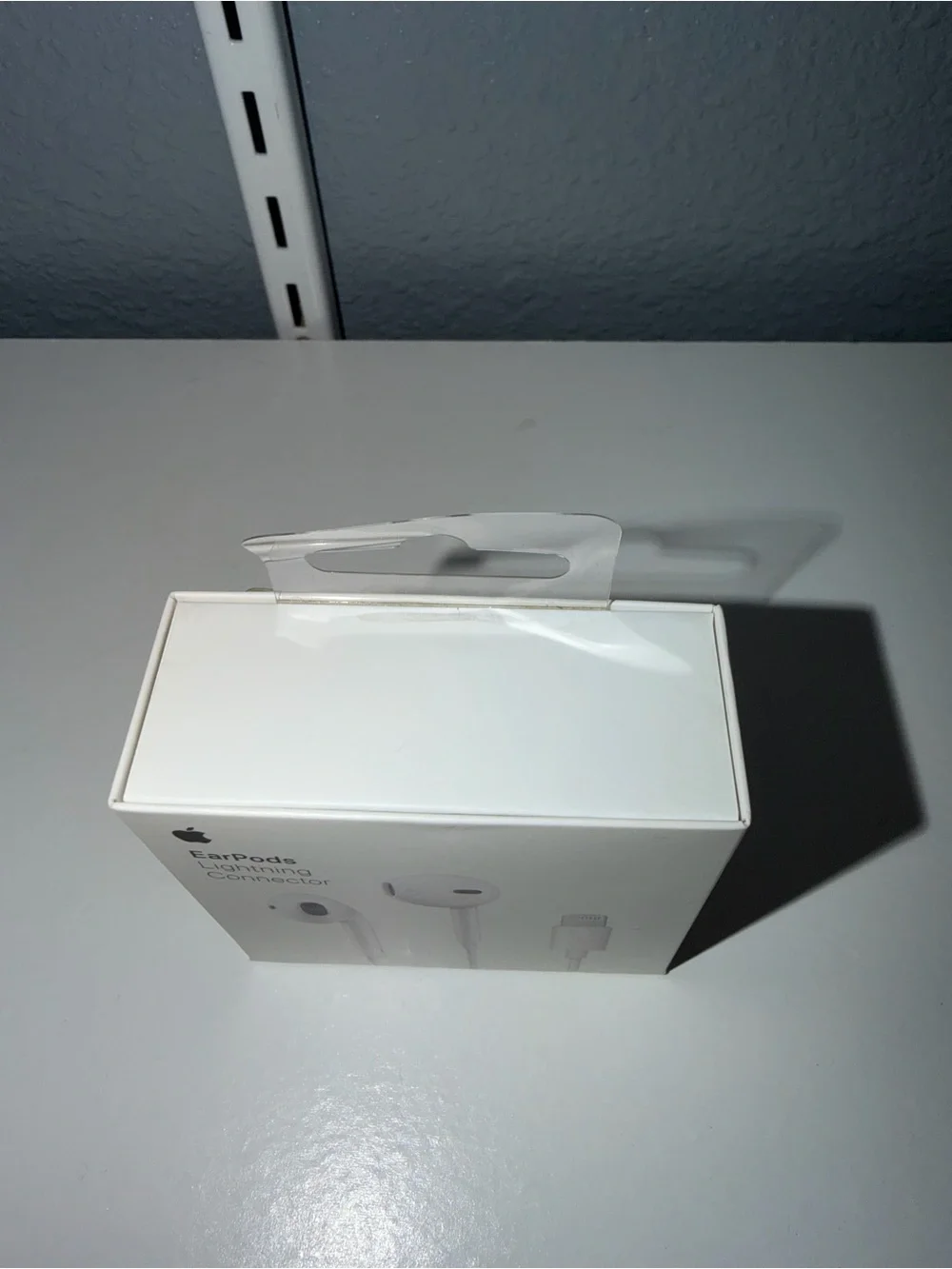 Apple White EarPods Lightning Cable Wired
